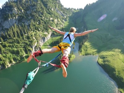 电竞投注平台-圣西罗的闪电战，皇马防线在5分钟内崩塌，AC米兰上演梦幻开局，圣西罗闪电战，皇马防线5分钟崩塌，AC米兰梦幻开局
